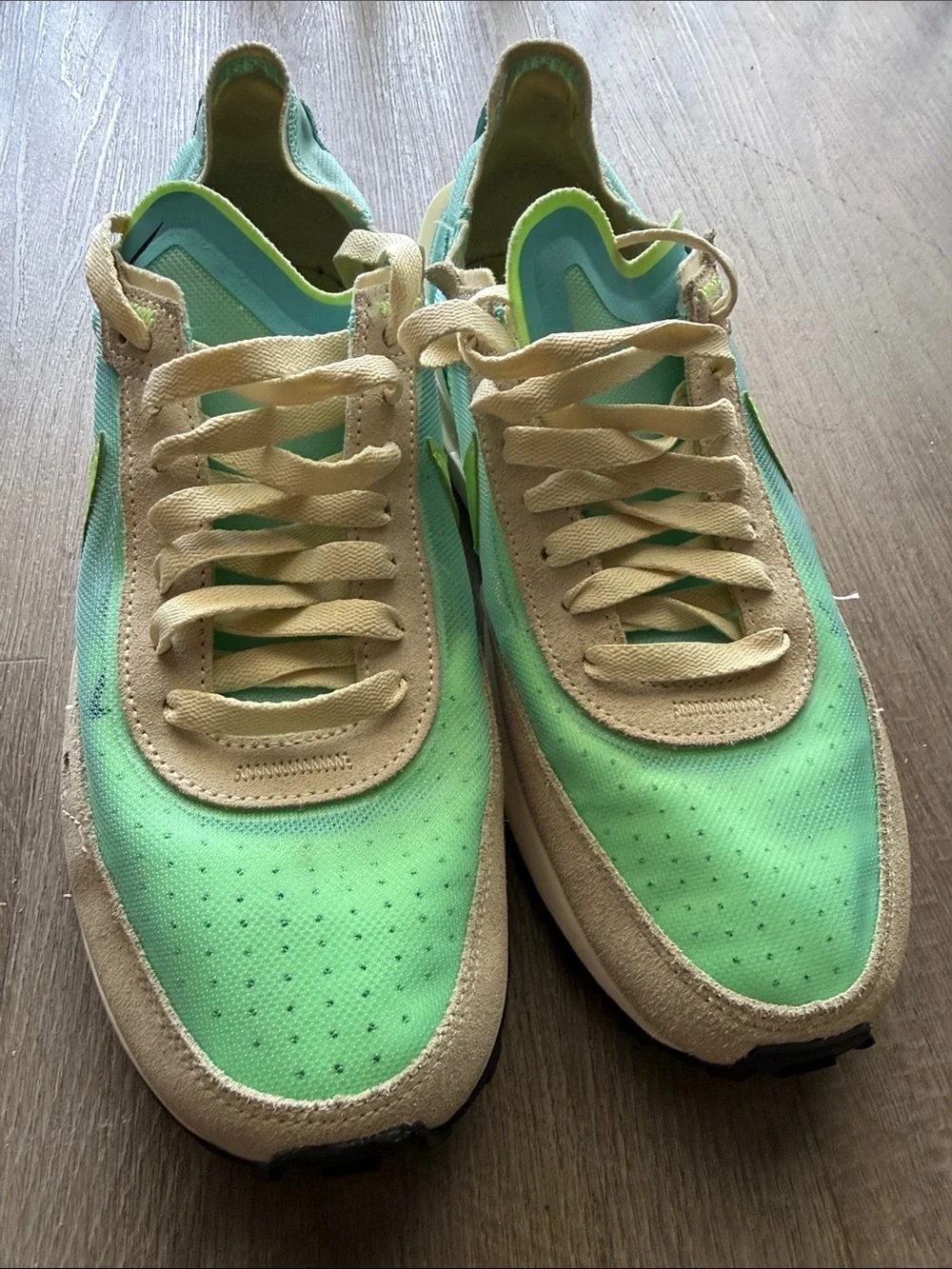 Nike lightweight athletic
